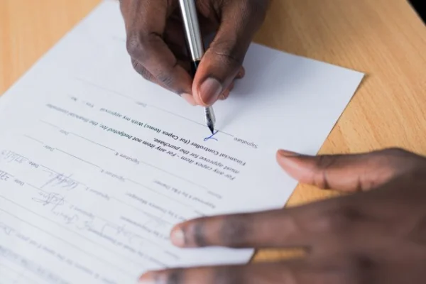 Cláusulas contratuais: 5 tipos que você precisa saber