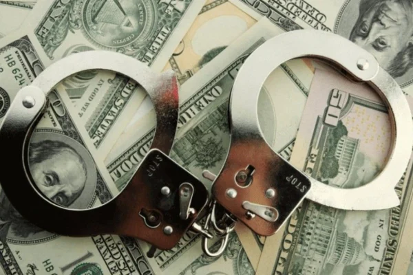 crimes economicos